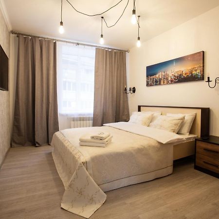 Ultra Lux 3 Rooms Apartment Near Arena City Киев Экстерьер фото