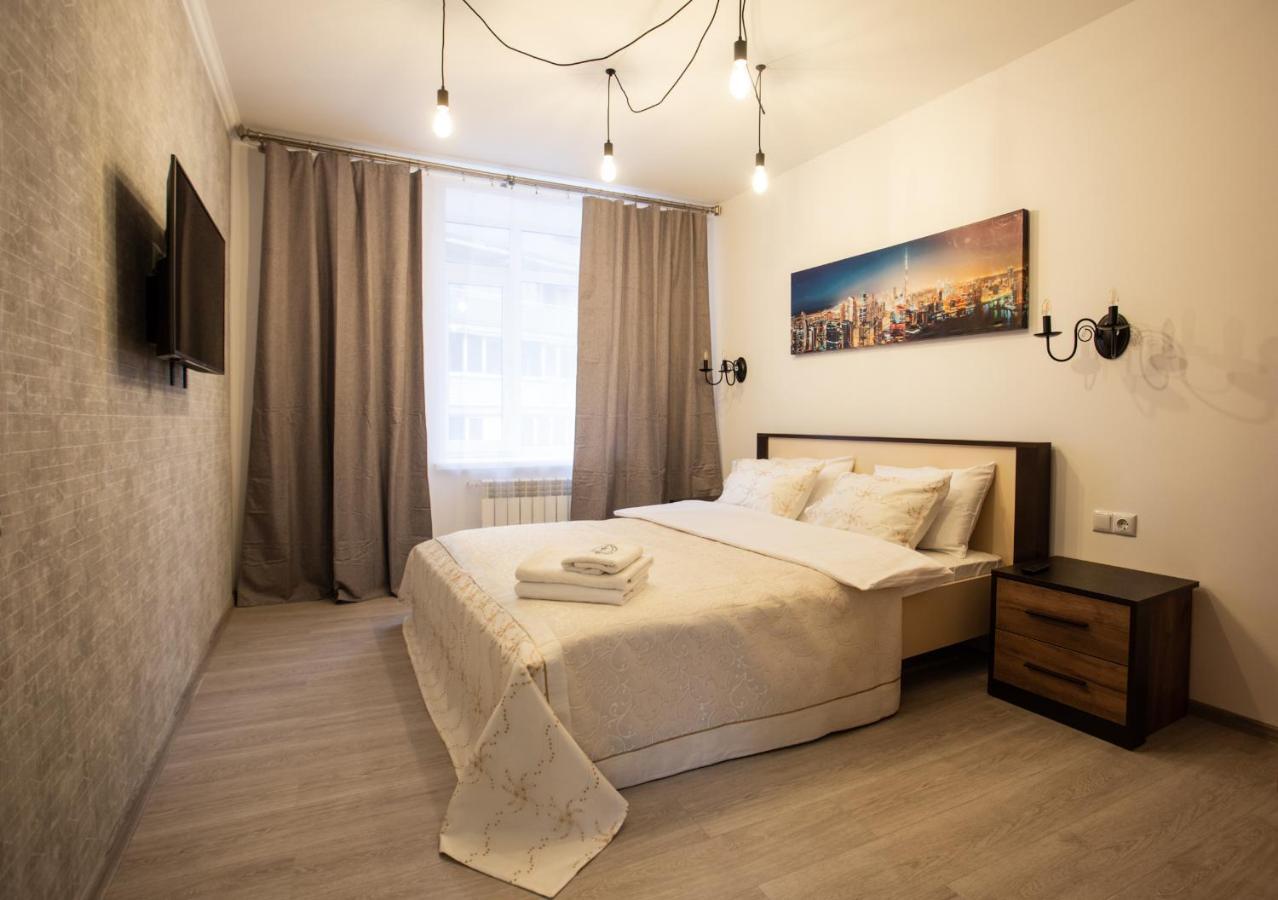Ultra Lux 3 Rooms Apartment Near Arena City Киев Экстерьер фото