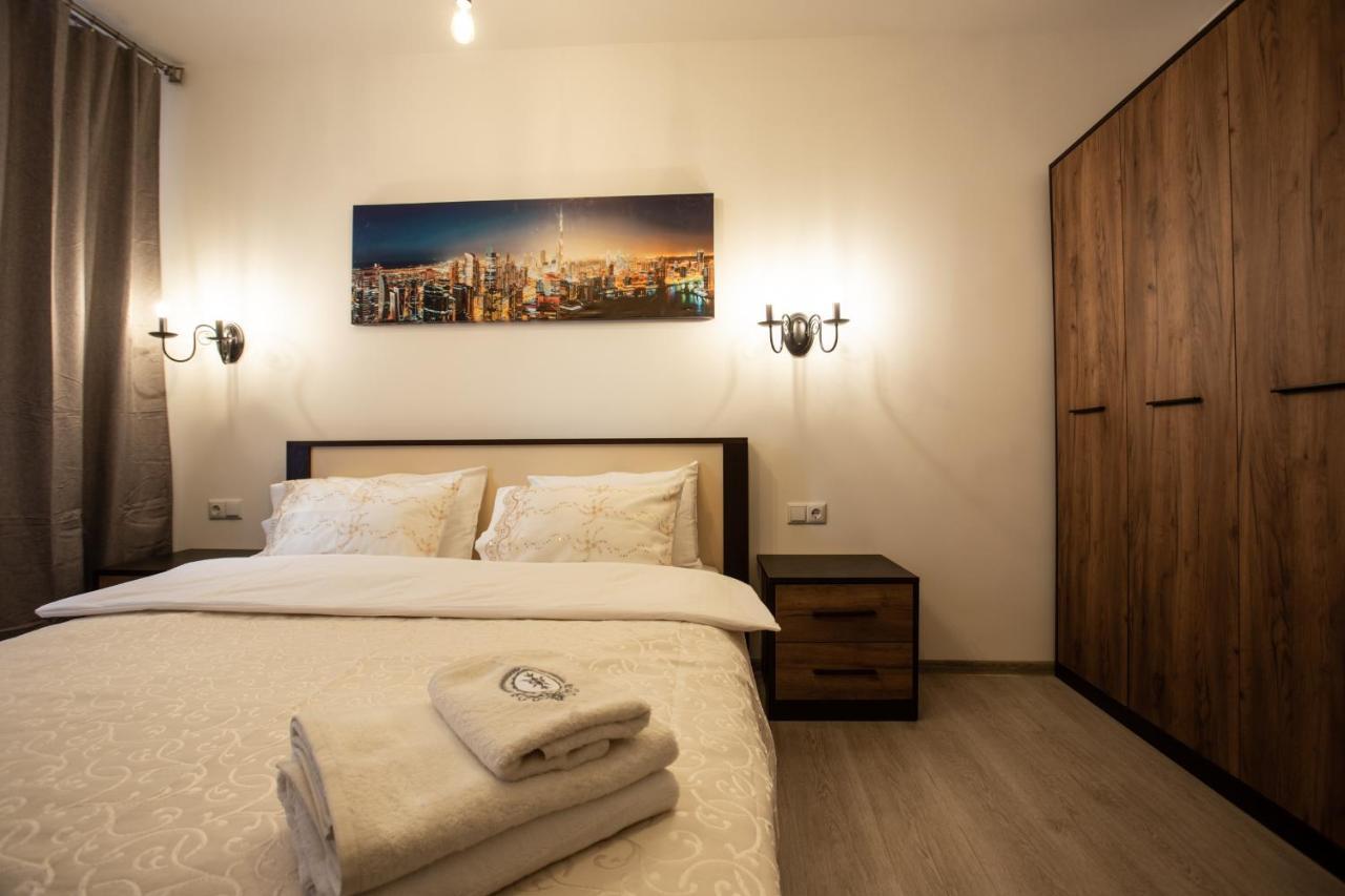 Ultra Lux 3 Rooms Apartment Near Arena City Киев Экстерьер фото